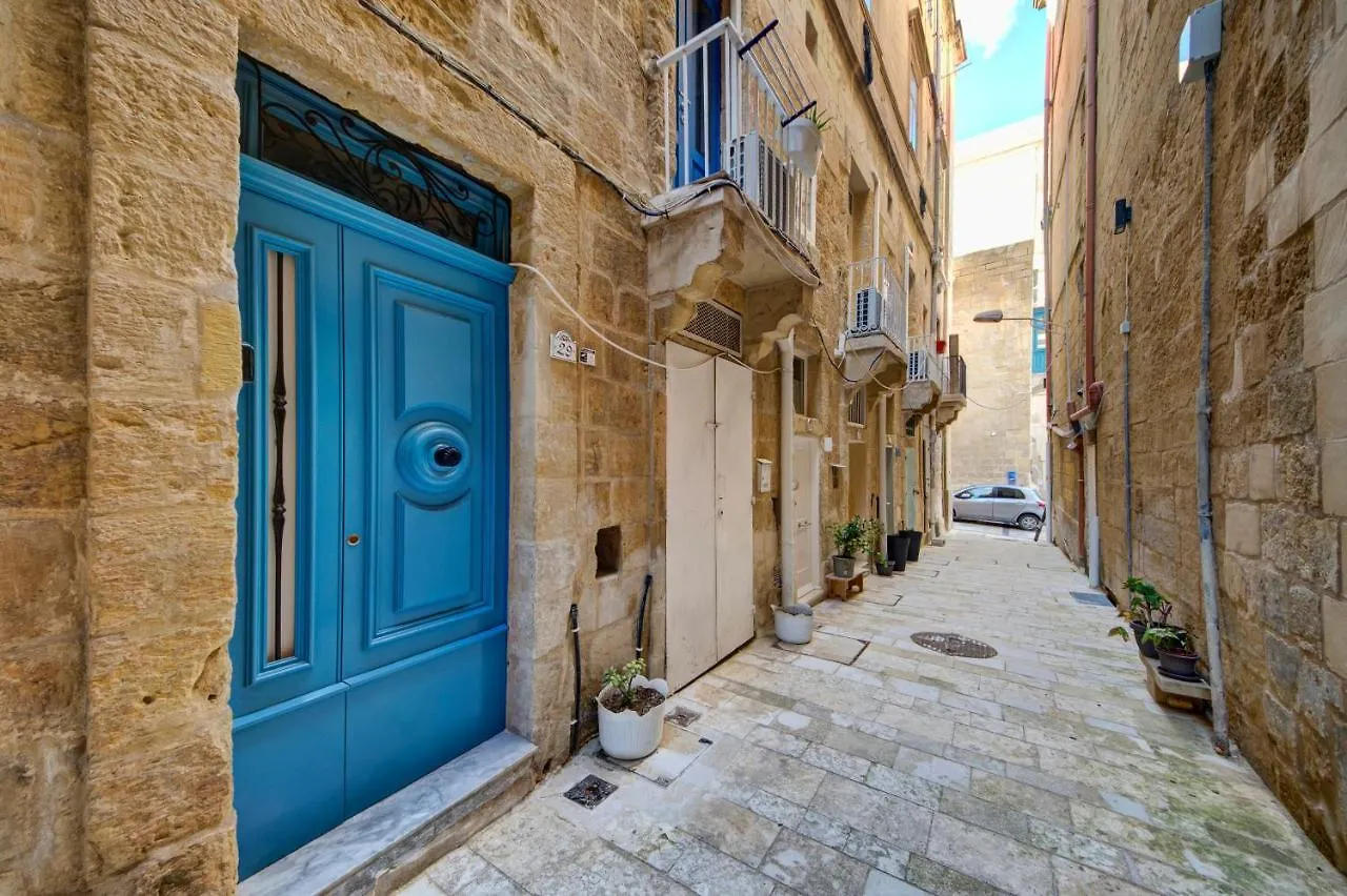 Sally Port 29 La La Valletta Malta